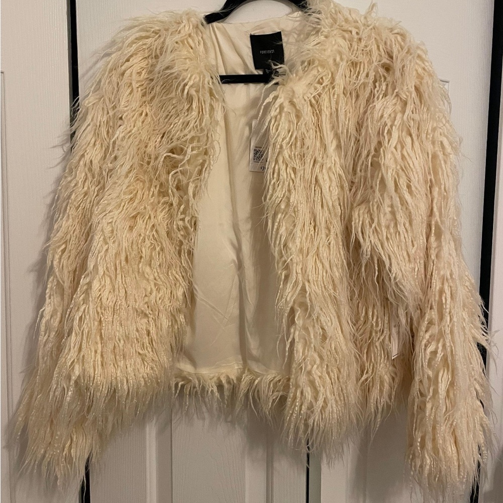 NWT Forever 21 Faux Fur Coat